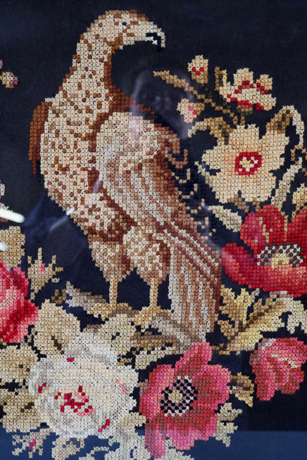 180c - Framed eagle needlepoint, 22 x 22