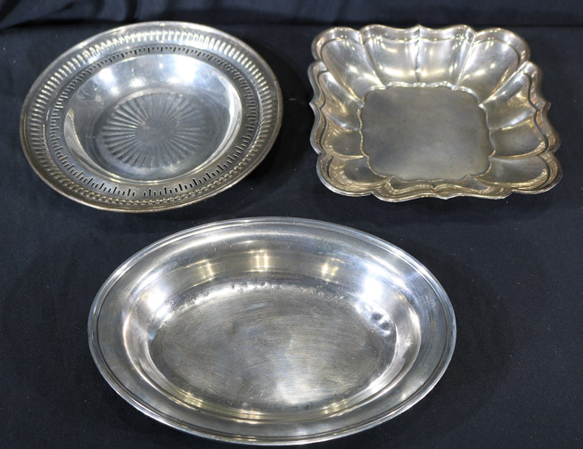 007a - 3 sterling silver bowls, 9 in. Dia.