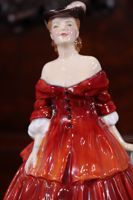 131b - 2 Royal Doulton Figurines, Elegance and Vivienne-11