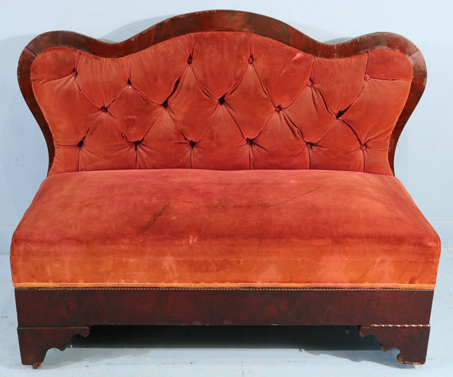 177a - Empire Bustle bench, need some restoration