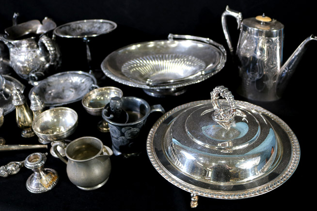 441c - 18 pieces of sterling and silver-plate