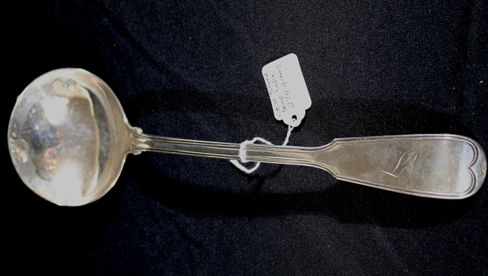 035a - Coin silver soup ladle, 274 grams