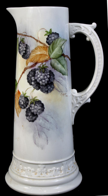 317a - Hand painted tankard, has unreadable mark