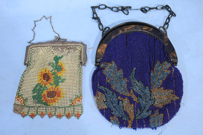 282a - 2 beaded Victorian purses-15